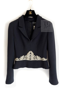 CHANEL 02A Dark Navy Rhinestones Vintage Wool Jacket Skirt Suit 38 40 シャネル ダークネイビー ウール ヘップバーン風 ラインストーン 王冠ジャケット スカート スーツ 即発
