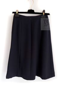 CHANEL 02A Dark Navy Rhinestones Vintage Wool Jacket Skirt Suit 38 40 シャネル ダークネイビー ウール ヘップバーン風 ラインストーン 王冠ジャケット スカート スーツ 即発