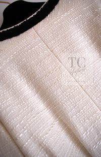 CHANEL 02S Ivory Black Trim Wool Tweed Zipper Coat Jacket 40 42 シャネル アイボリー ブラック トリム ウール ツイード ジッパー コート ジャケット 即発