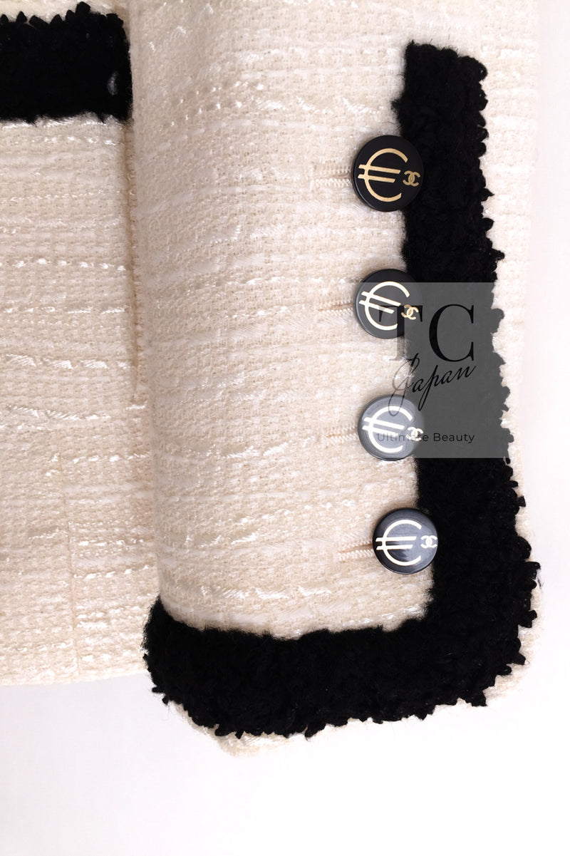 CHANEL 02S Ivory Black Trim Wool Tweed Zipper Coat Jacket 40 42 シャネル アイボリー ブラック トリム ウール ツイード ジッパー コート ジャケット 即発