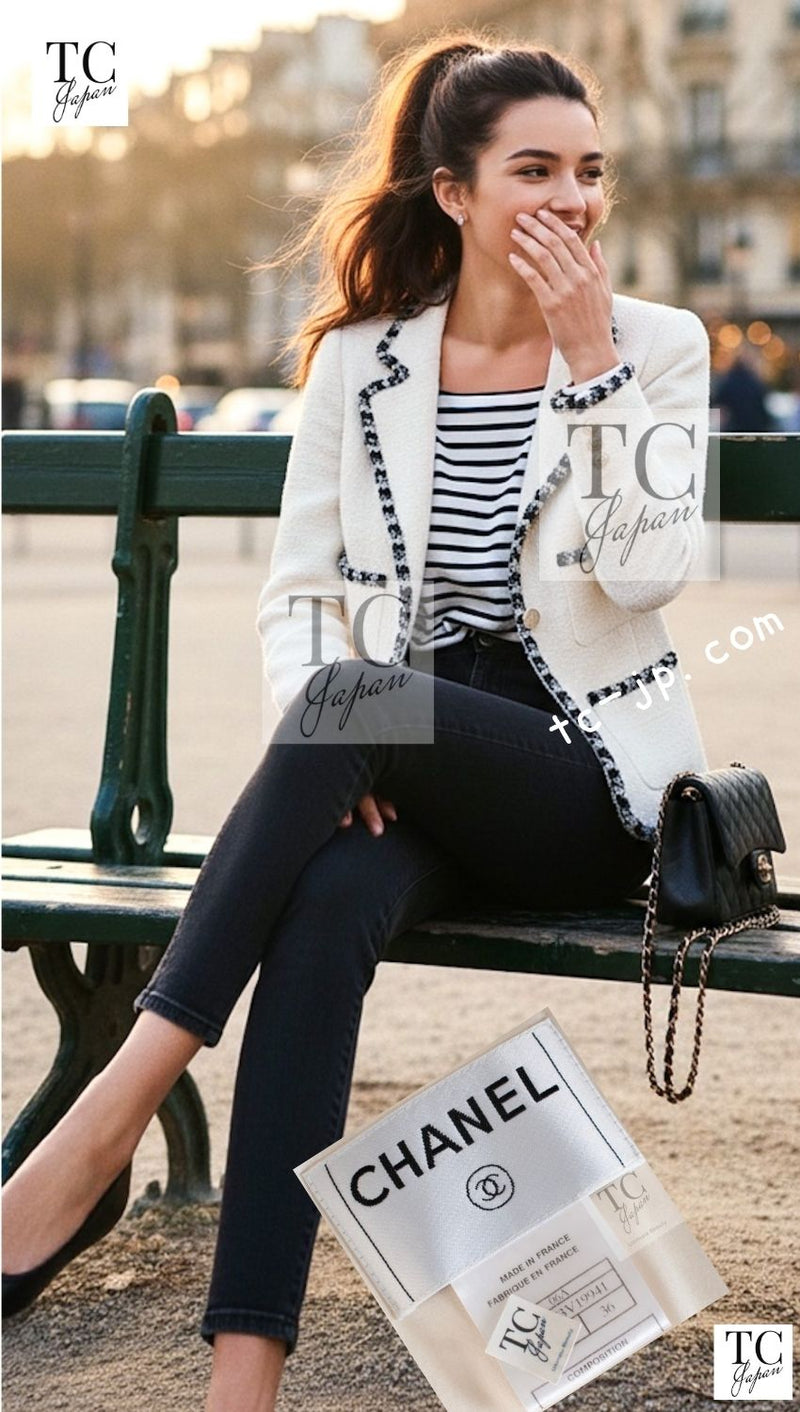 CHANEL 06A Ivory Black Trimming Wool Tweed Jacket 36 38 シャネル アイボリー ブラック トリミング ウール ツイード ジャケット 即発 - TC JAPAN