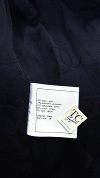 CHANEL 11C Black Amber Beads Wool Cropped Jacket 36 38 40 シャネル ブラック アンバー ビーズ ウール クロップ ジャケット 即発