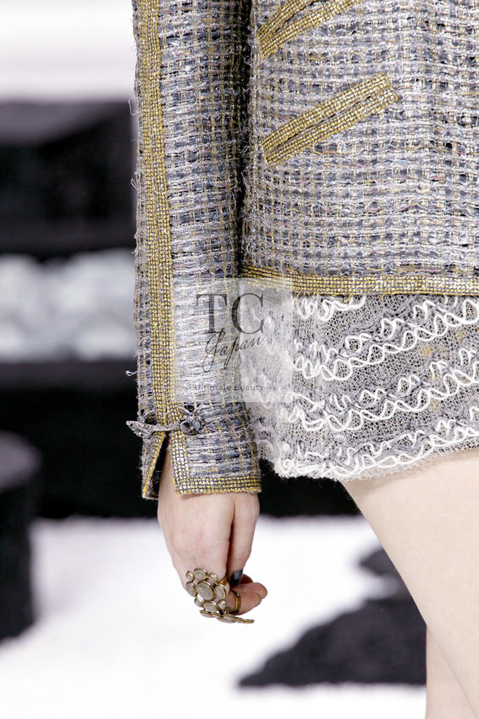 CHANEL 11S grey yellow silver trim crystal women's jacket / シャネル レディース グレー イエロー シルバー トリム クリスタル ジャケット
