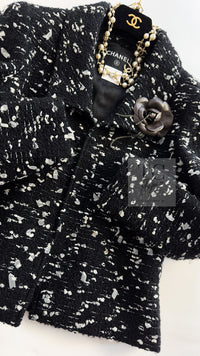 CHANEL 02A Black White Wool Tweed Jacket 42 シャネル ブラック ホワイト ウール ツイード ジャケット 即発
