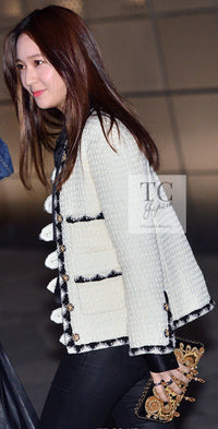 CHANEL 15PF Cream Wool Collarless Tweed Jacket 34 シャネル クリーム ウール ノーカラー ツイード ジャケット 即発 - TC JAPAN