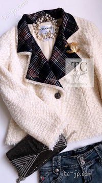 CHANEL 13PF Ivory Creme Black Tartan Check Tweed Jacket 38 40シャネル アイボリー クリーム ブラック タータンチェック ツイード ジャケット 即発