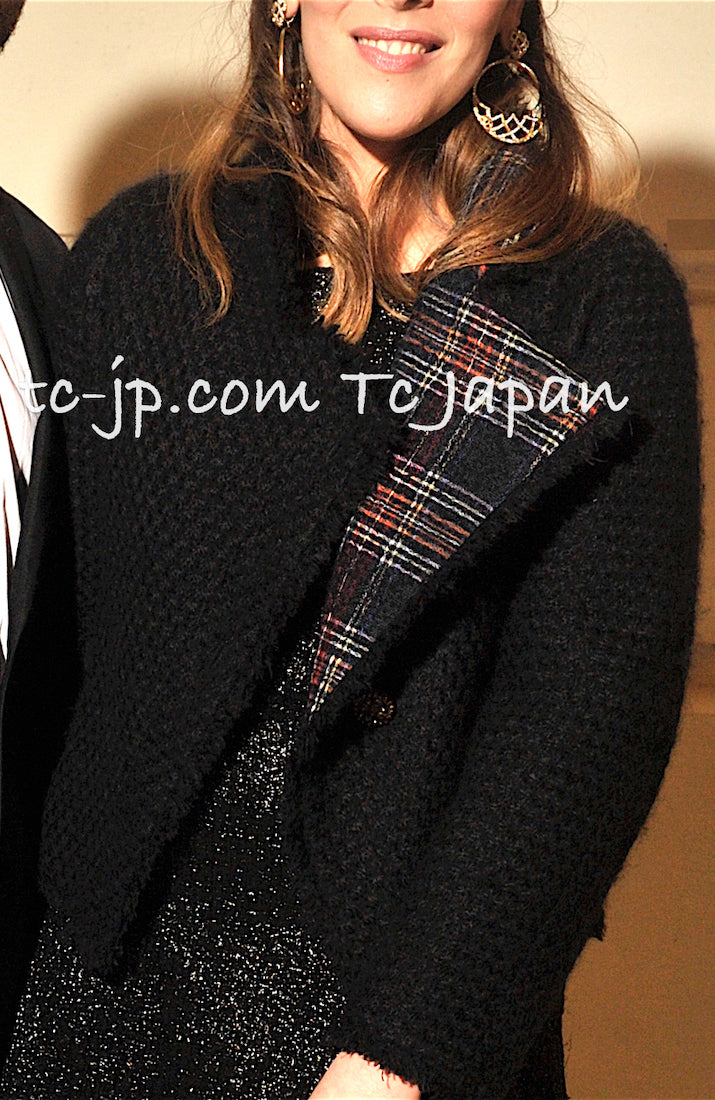 CHANEL 13PF Black Tartan Check Tweed Jacket 36 シャネル ブラック タータンチェック ツイード ジャケット 即発 - TC JAPAN