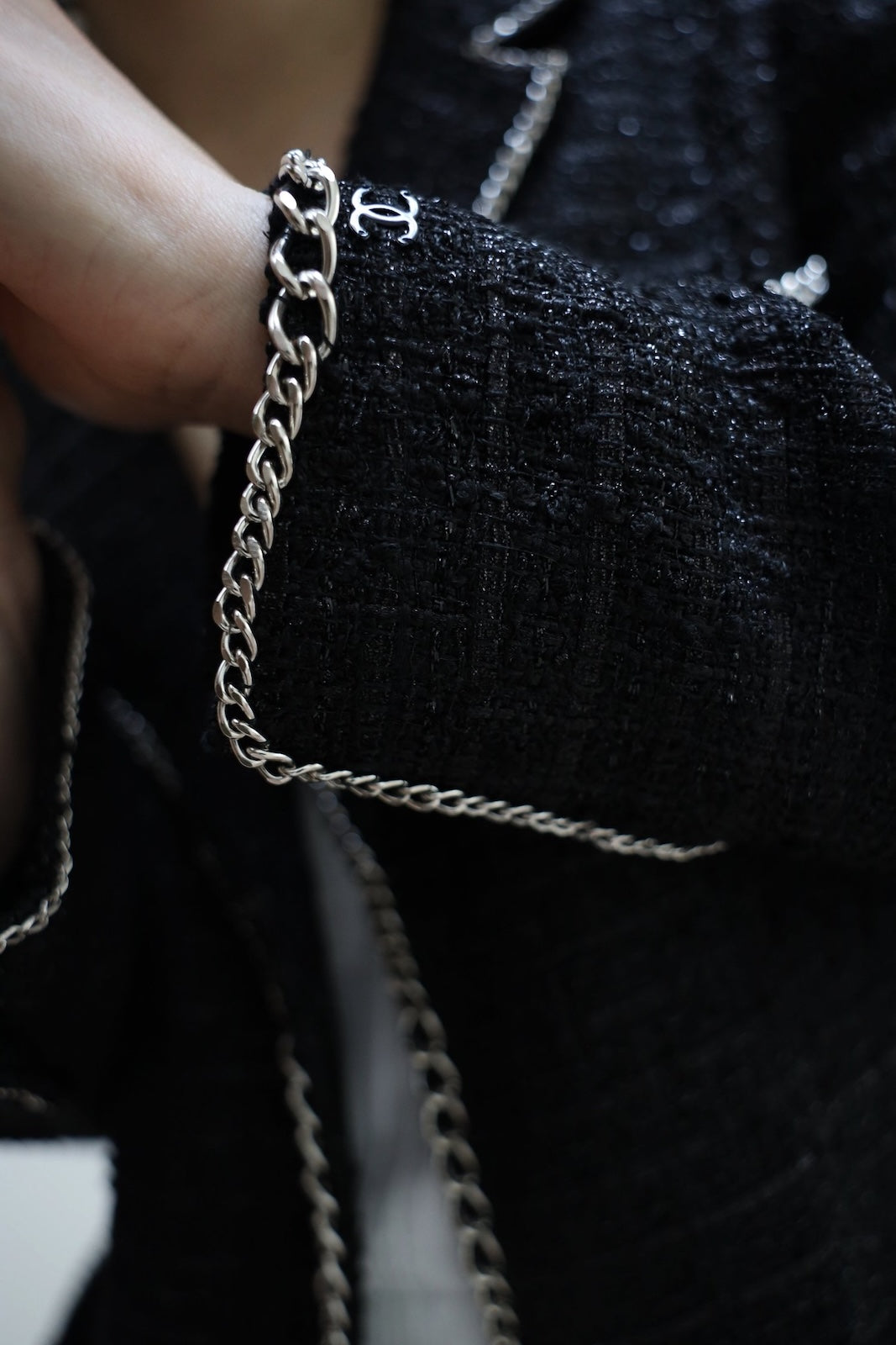 CHANEL 06S Black Metallic Chain Trim Tweed Jacket 38 シャネル ブラック メタリック チェーン トリム ツイード ジャケット 即発