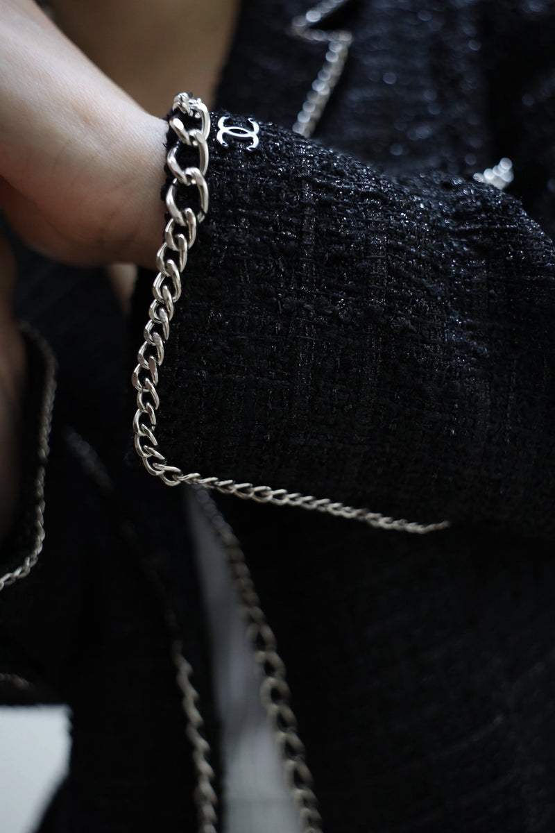 CHANEL 06S Black Metallic Chain Trim Tweed Jacket 38 シャネル ブラック メタリック チェーン トリム ツイード ジャケット 即発