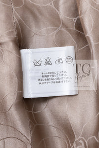 CHANEL 01A Vinatge Brown Collarless Wool Silk Tweed Coat Jacket 38 シャネル ヴィンテージ ブラウン ノーカラー ウール シルク ツイード コート ジャケット 即発 - TC JAPAN
