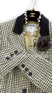 CHANEL 02S Light Green Black Cotton Tweed Jacket 38 40 シャネル ライト グリーン ブラック コットン ツイード ジャケット 即発