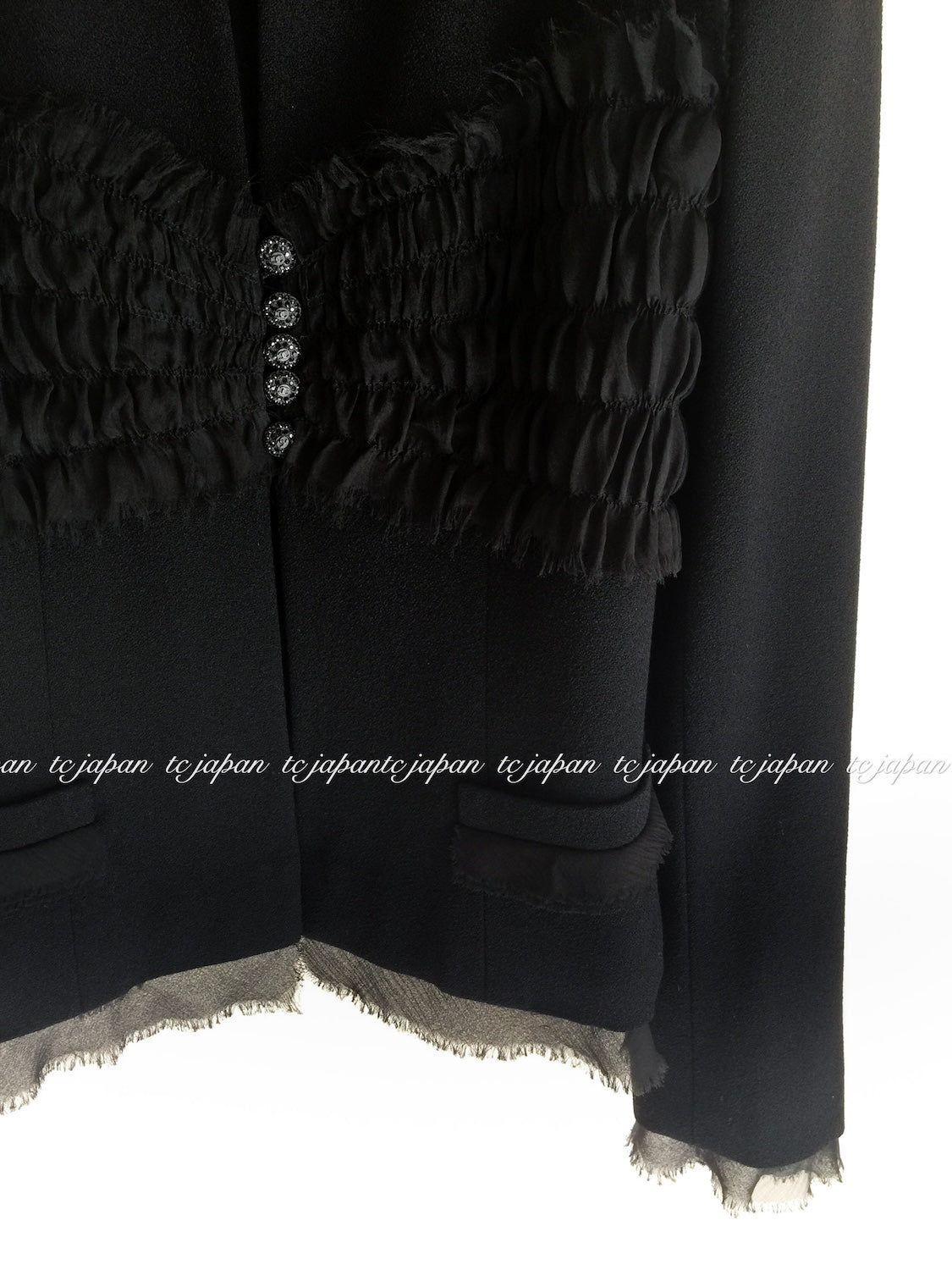 CHANEL 04S Black CC Logo Buttons Wool Jacket Naomi Watts 36 38 シャネル 定番 ブラック ココボタン ウール ジャケット 冠婚葬祭 即発 - TC JAPAN