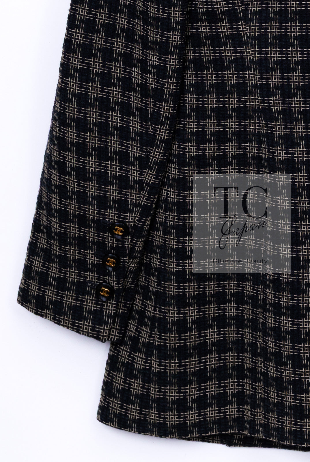 CHANEL 95A Vintage Black Beige Check Wool Tape Ribbon Tweed Jacket CC Button 36 38 シャネル ヴィンテージ ブラック ベージュ チェック 千鳥格子 柄 ウール テープ リボン ツイード ジャケット CCボタン 即発