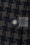 CHANEL 95A Vintage Black Beige Check Wool Tape Ribbon Tweed Jacket CC Button 36 38 シャネル ヴィンテージ ブラック ベージュ チェック 千鳥格子 柄 ウール テープ リボン ツイード ジャケット CCボタン 即発