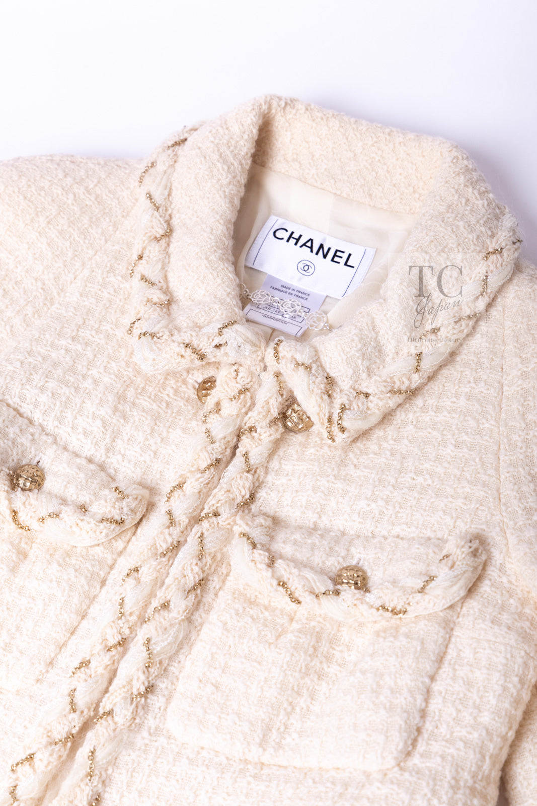 CHANEL 07A Creme Ivory Gold Chain Trim Wool Tweed Jacket Skirt Suit 38 シャネル クリーム アイボリー ゴールド チェーン トリム ウール ツイード ジャケット スカート スーツ 即発