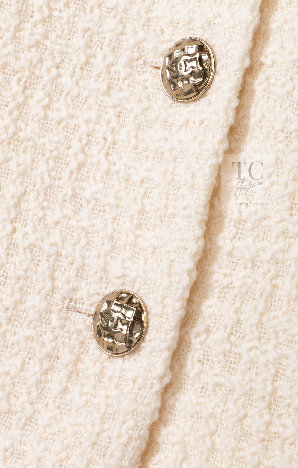 CHANEL 07A Creme Ivory Gold Chain Trim Wool Tweed Jacket Skirt Suit 38 シャネル クリーム アイボリー ゴールド チェーン トリム ウール ツイード ジャケット スカート スーツ 即発