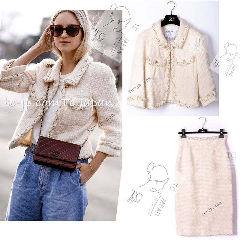 CHANEL 07A Creme Ivory Gold Chain Trim Wool Tweed Jacket Skirt Suit 38 シャネル クリーム アイボリー ゴールド チェーン トリム ウール ツイード ジャケット スカート スーツ 即発