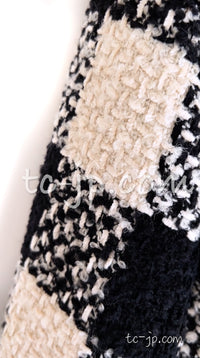 CHANEL 16PF Ivory Black Wool Silk Double Tweed Coat 38 40 シャネル アイボリー ブラック ウール シルク チェック ツイード コート メンズも！即発