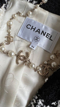 CHANEL 16PF Ivory Black Wool Silk Double Tweed Coat 38 40 シャネル アイボリー ブラック ウール シルク チェック ツイード コート メンズも！即発