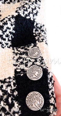 CHANEL 16PF Ivory Black Wool Silk Double Tweed Coat 38 40 シャネル アイボリー ブラック ウール シルク チェック ツイード コート メンズも！即発