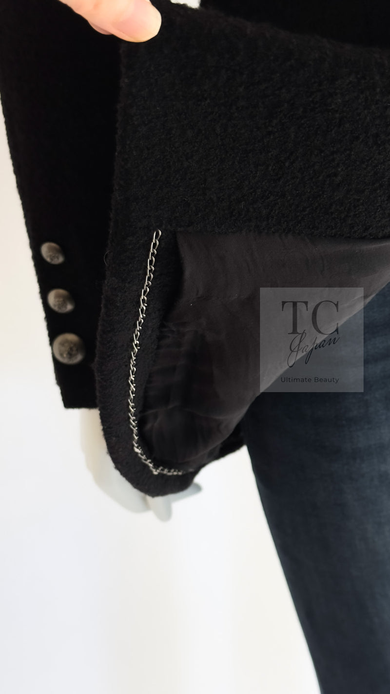 CHANEL 08A Black Wool Big Lion Button Jacket Coat 36 38 シャネル ブラック ウール 大きい ライオン ボタン ジャケット コート 即発