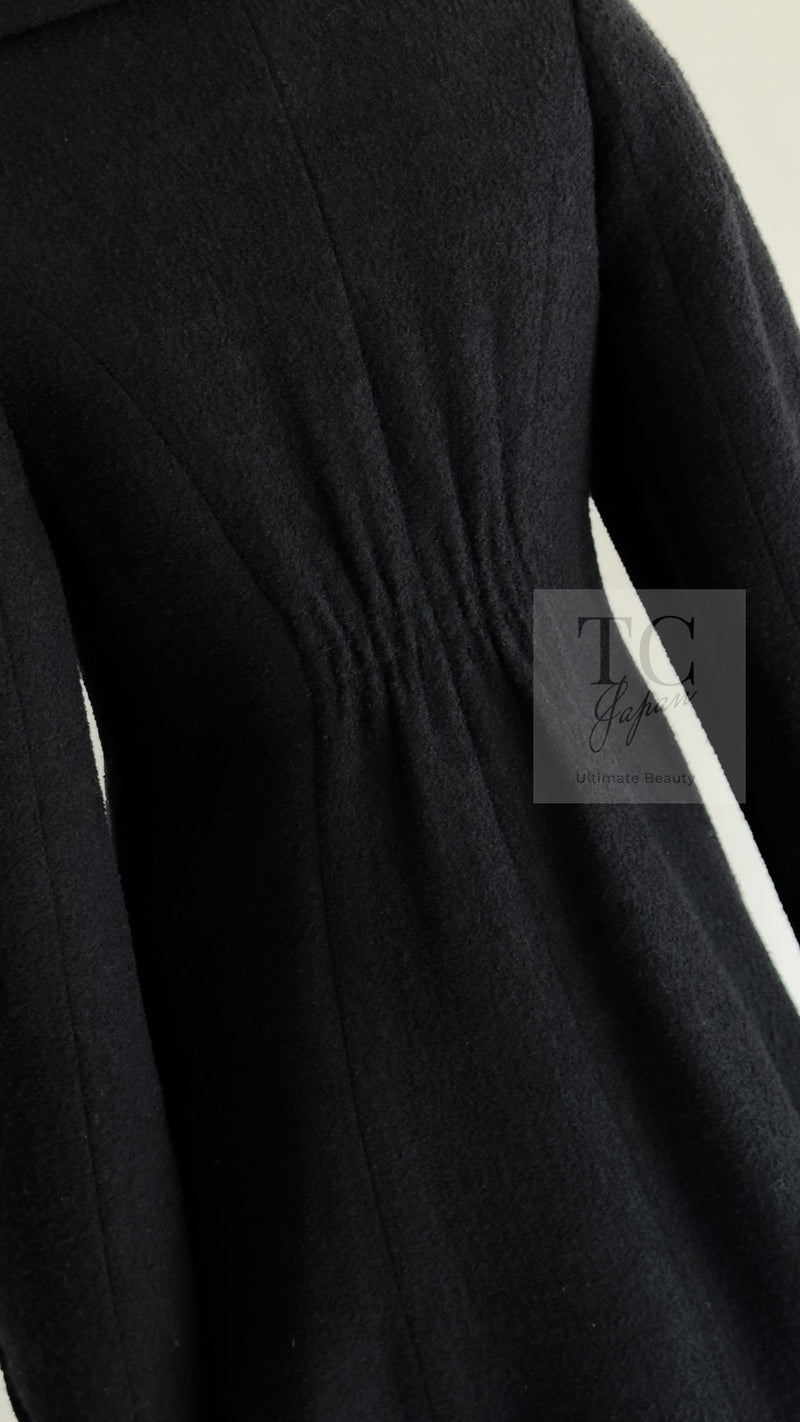 CHANEL 08A Black Wool Big Lion Button Jacket Coat 36 38 シャネル ブラック ウール 大きい ライオン ボタン ジャケット コート 即発