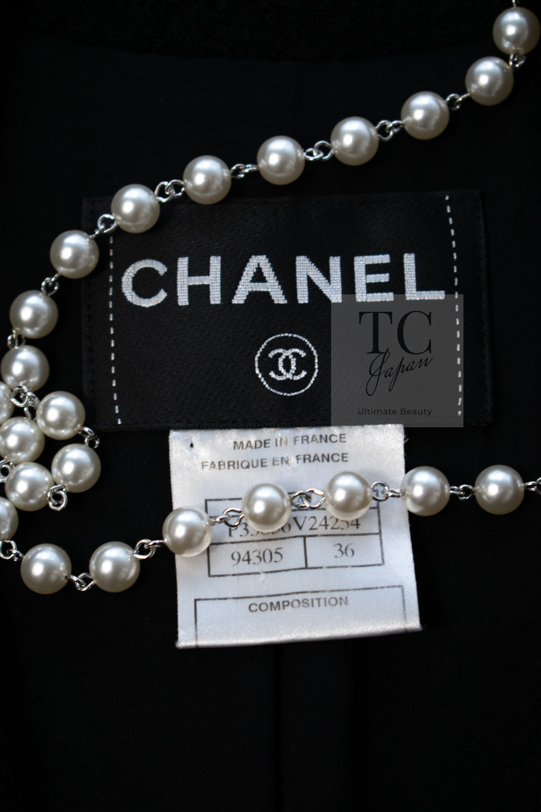 CHANEL 08A Black Wool Big Lion Button Jacket Coat 36 38 シャネル ブラック ウール 大きい ライオン ボタン ジャケット コート 即発