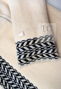 CHANEL 04A Ivory Black Wool 100% Tweed Coat 38 40 42 シャネル アイボリー ブラック ウール100% ツイード コート 即発