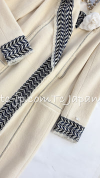 CHANEL 04A Ivory Black Wool 100% Tweed Coat 38 シャネル アイボリー ブラック ウール100% ツイード コート 即発