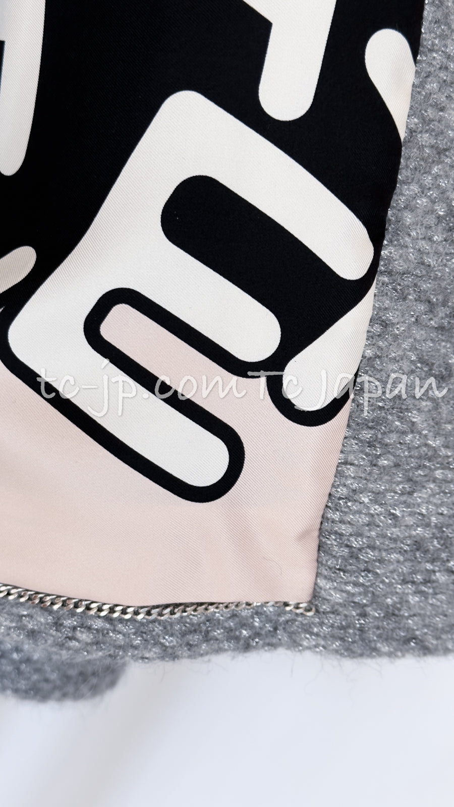 CHANEL 21B Gray Silver Wool Alpaca Blouson Duffel Coat 36 38 42 44 46 シャネル グレー シルバー ウール アルパカ ブルゾン ダッフル コート 即発 - TC JAPAN