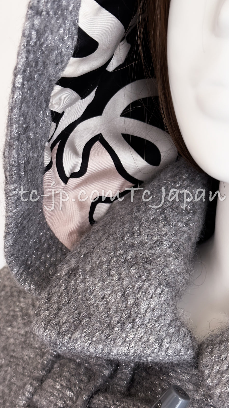 CHANEL 21B Gray Silver Wool Alpaca Blouson Duffel Coat 36 38 42 44 46 シャネル グレー シルバー ウール アルパカ ブルゾン ダッフル コート 即発 - TC JAPAN
