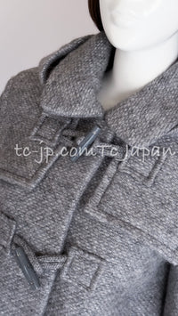 CHANEL 21B Gray Silver Wool Alpaca Blouson Duffel Coat 36 38 42 44 46 シャネル グレー シルバー ウール アルパカ ブルゾン ダッフル コート 即発 - TC JAPAN