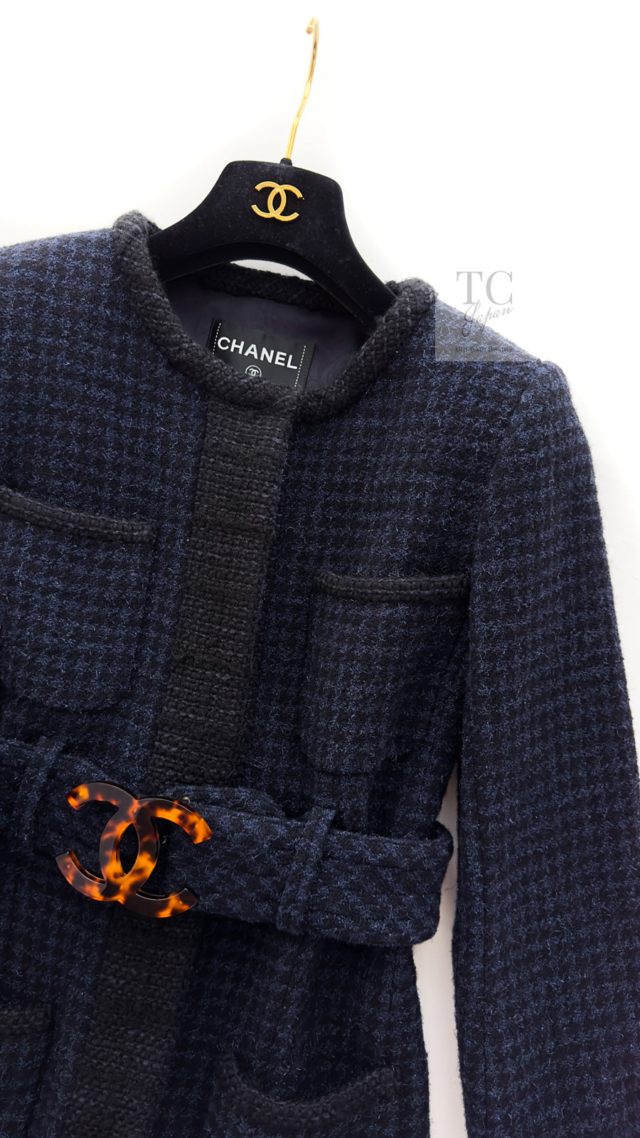 CHANEL 17B Navy Black BIG CC Logo Belt Jacket Coat 36 シャネル ネイビー ブラック ビッグ CC ロゴ ベルト付 ノーカラー ジャケット コート 即発