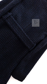 CHANEL 17B Navy Black BIG CC Logo Belt Jacket Coat 36 シャネル ネイビー ブラック ビッグ CC ロゴ ベルト付 ノーカラー ジャケット コート 即発