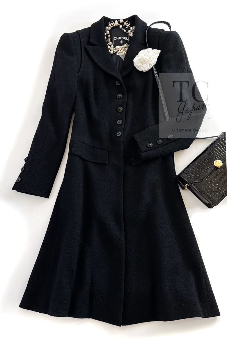 CHANEL 06A Black Wool Tweed Coat 34 シャネル ブラック ウール ツイード コート ラインストーン ビジュー ボタン即発
