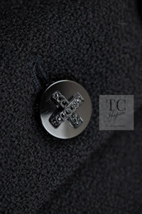 CHANEL 06A Black Wool Tweed Coat 34 シャネル ブラック ウール ツイード コート ラインストーン ビジュー ボタン即発