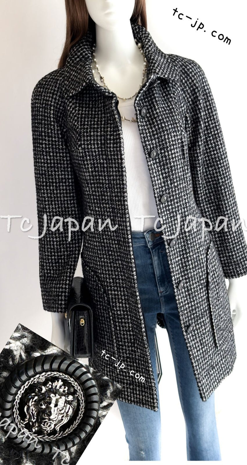 CHANEL 14B Black White Wool Silk Lama Mohair Tweed Coat 36 シャネル ブラック ホワイト ウール シルク ラマ モヘア ツイード コート 即発