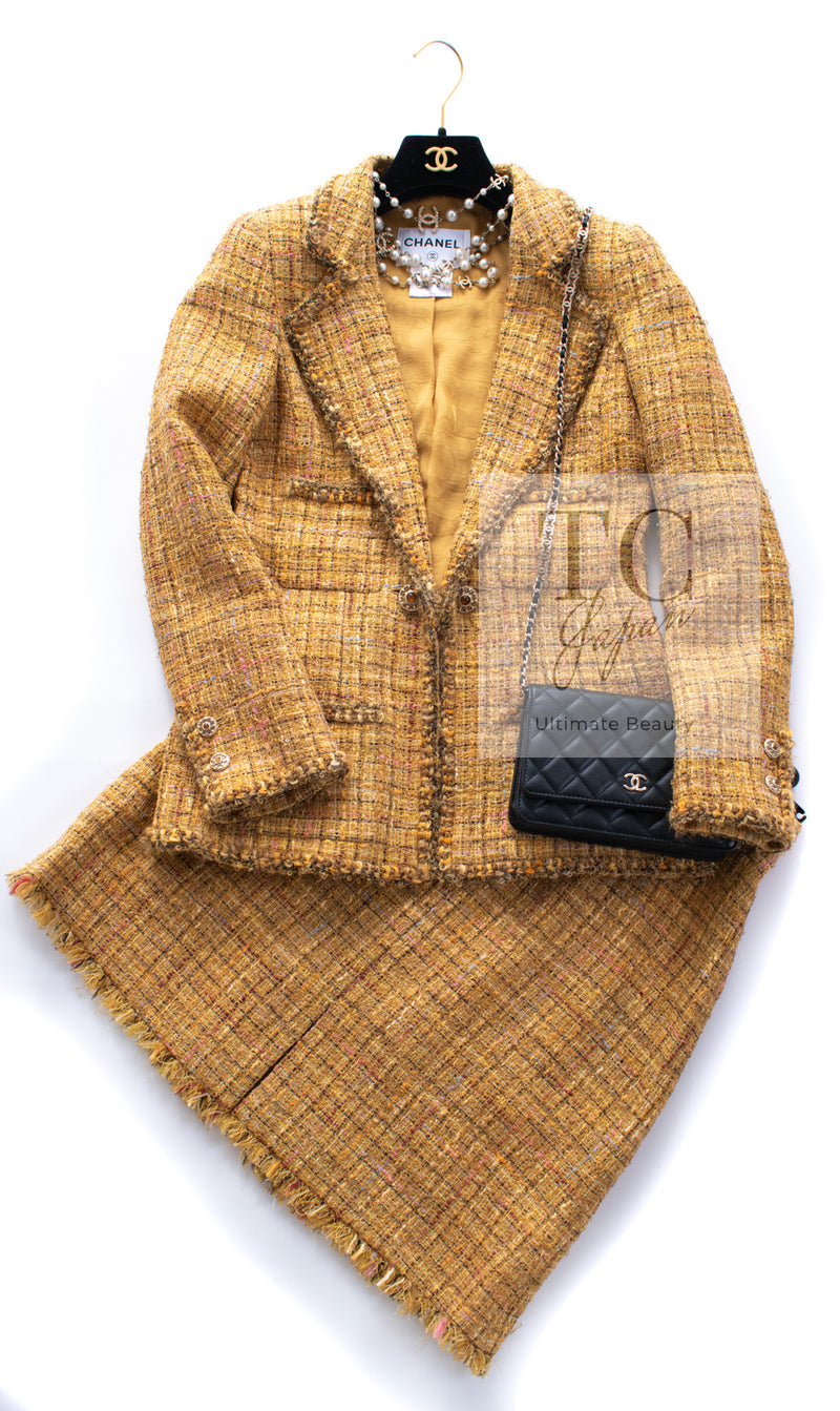 CHANEL 11C Yellow Gold Wool Cotton Swarovski Crystal Tweed Jacket Skirt Suit 38 シャネル イエロー ゴールド スワロフスキー ウール コットン ツイード ジャケット スカート スーツ 即発