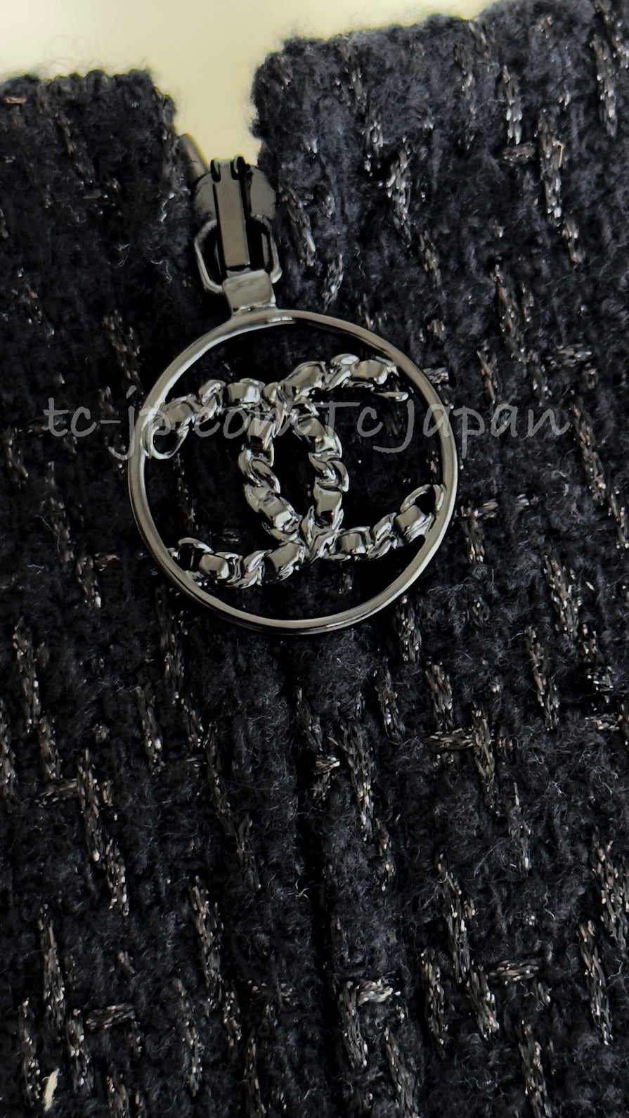 シャネル ジャケット CHANEL ブラック メタリック ジッパー シャネル ジャケット CHANEL ブラック メタリック ジッパー