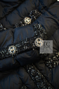 CHANEL 18A Black Metallic Trim Puffer Jacket Coat 34 シャネル ブラック メタリック トリム ココボタン 中綿ダウン ジャケット コート 即発