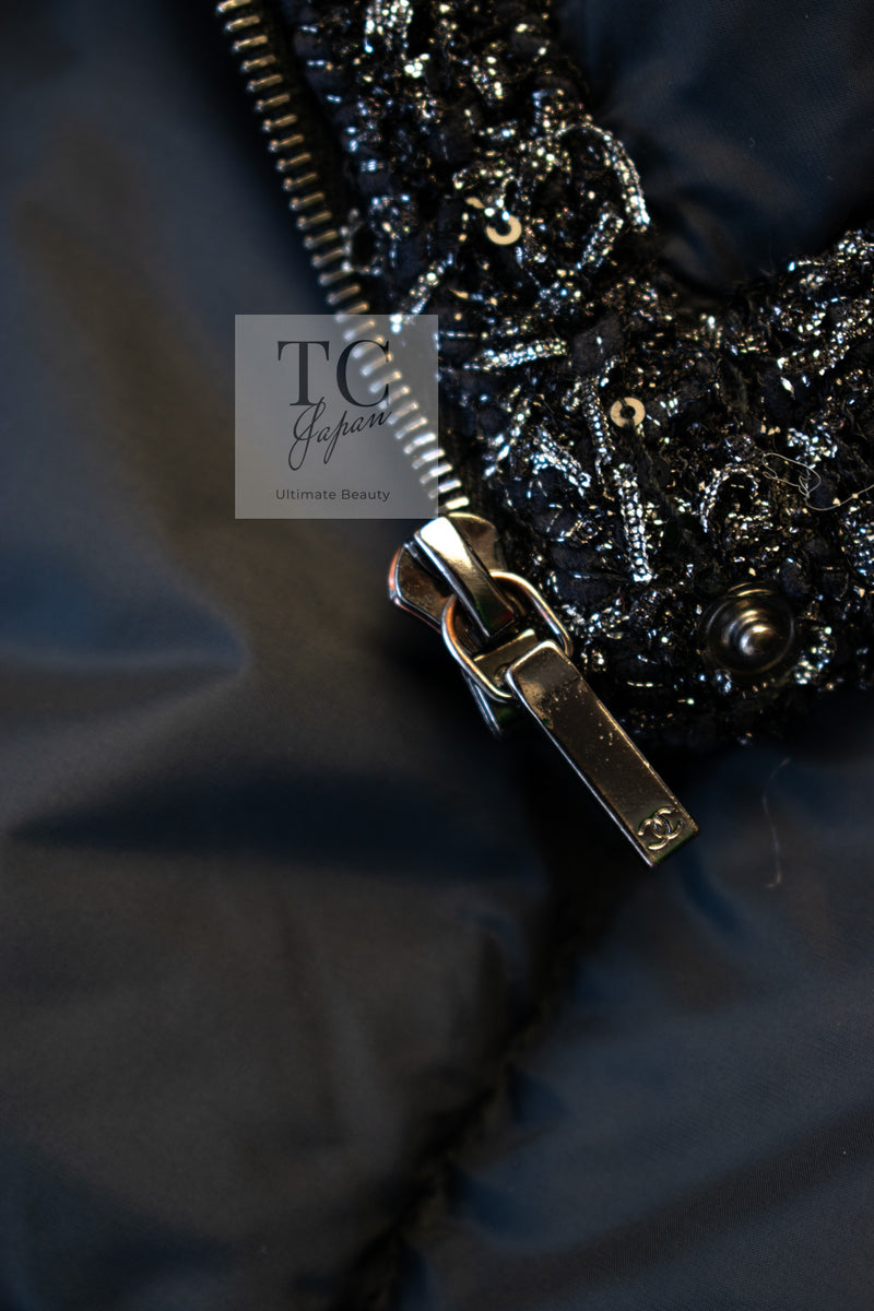 CHANEL 18A Black Metallic Trim Puffer Jacket Coat 38 シャネル ブラック メタリック トリム ココボタン 中綿ダウン ジャケット コート 即発