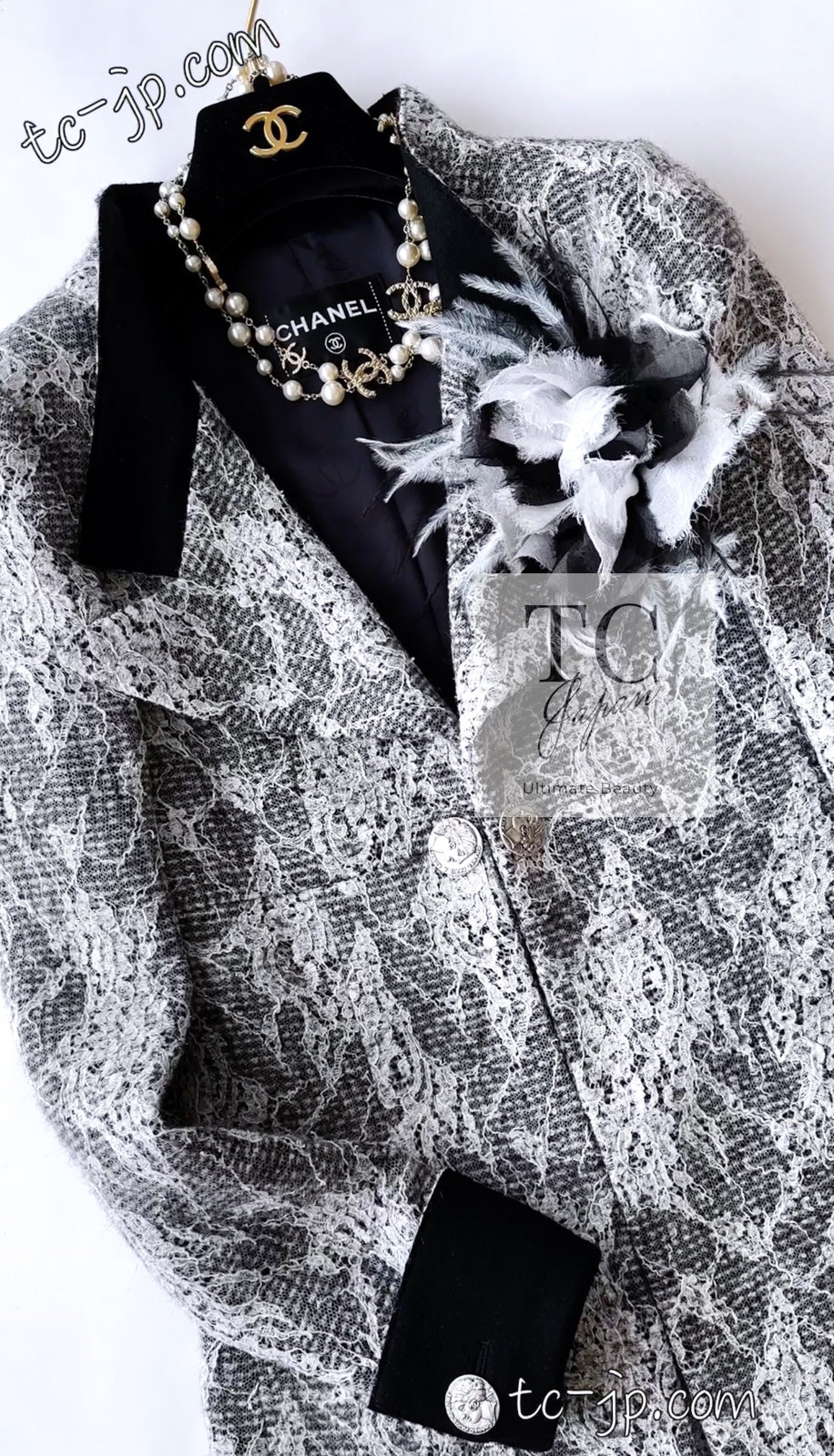 CHANEL 16PF Black White Gray Lace Jacket Coat 36 シャネル ブラック ホワイト グレー レース ジャケット コート 即発