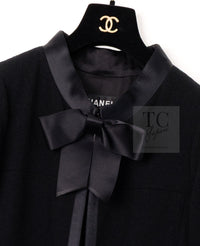CHANEL 05A Black Bow Wool Long Coat 40 シャネル ブラック リボン ウール ロング コート 即発