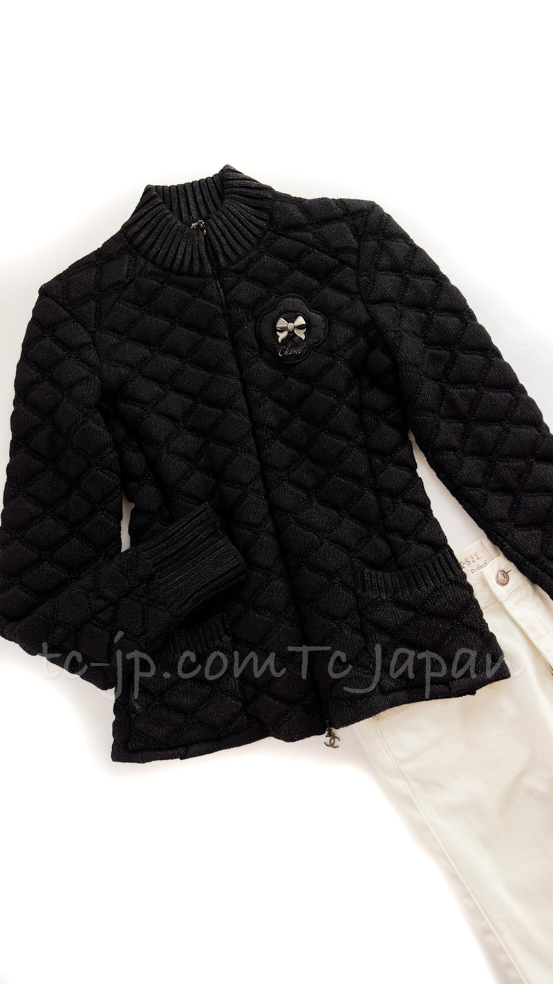 CHANEL 09A Black Quilted Wool Jacket Cardigan Blouson 38 シャネル ブラック キルト ウール ジャケット カーディガン ブルゾン 即発