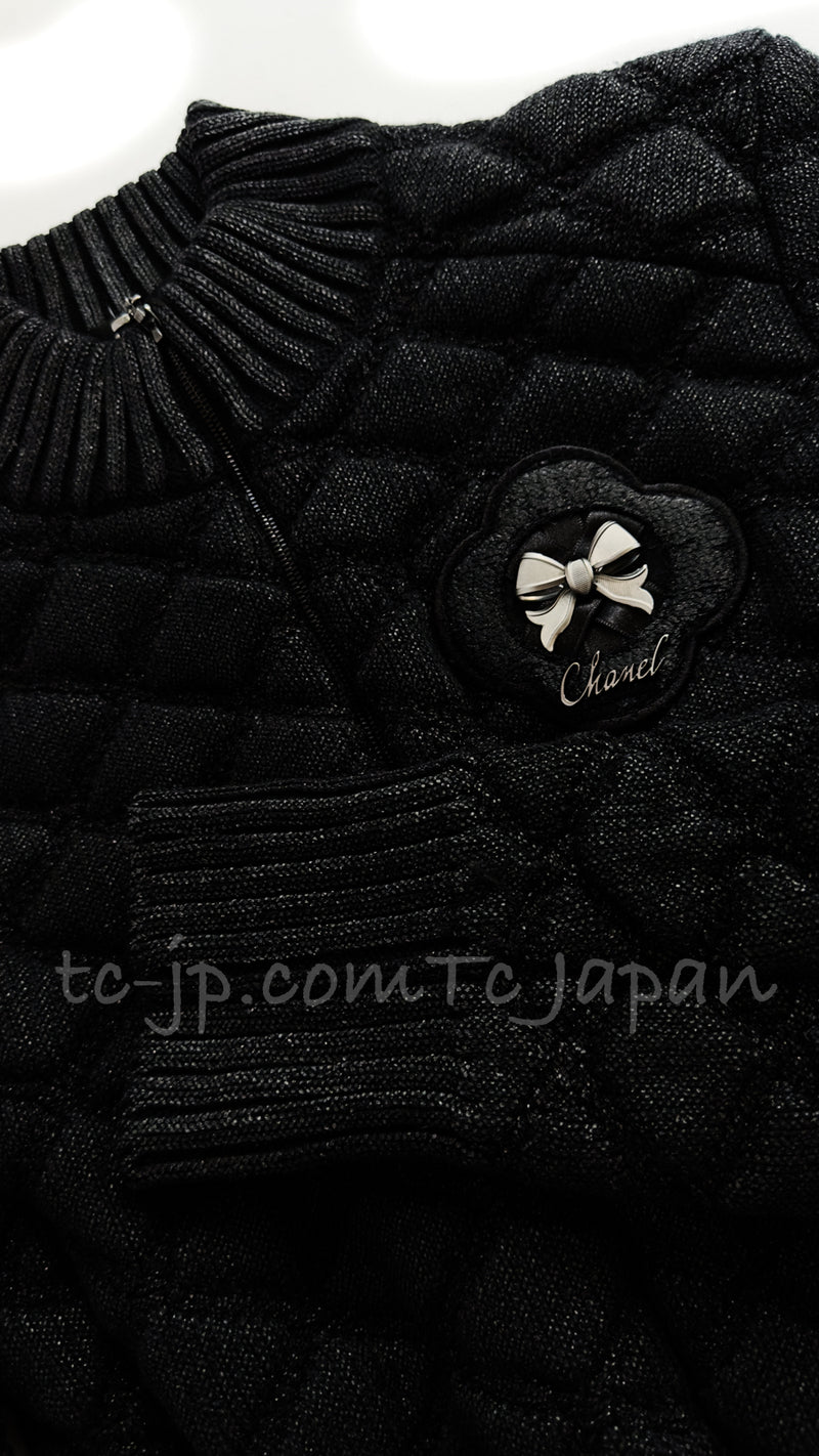 CHANEL 09A Black Quilted Wool Jacket Cardigan Blouson 38 シャネル ブラック キルト ウール ジャケット カーディガン ブルゾン 即発