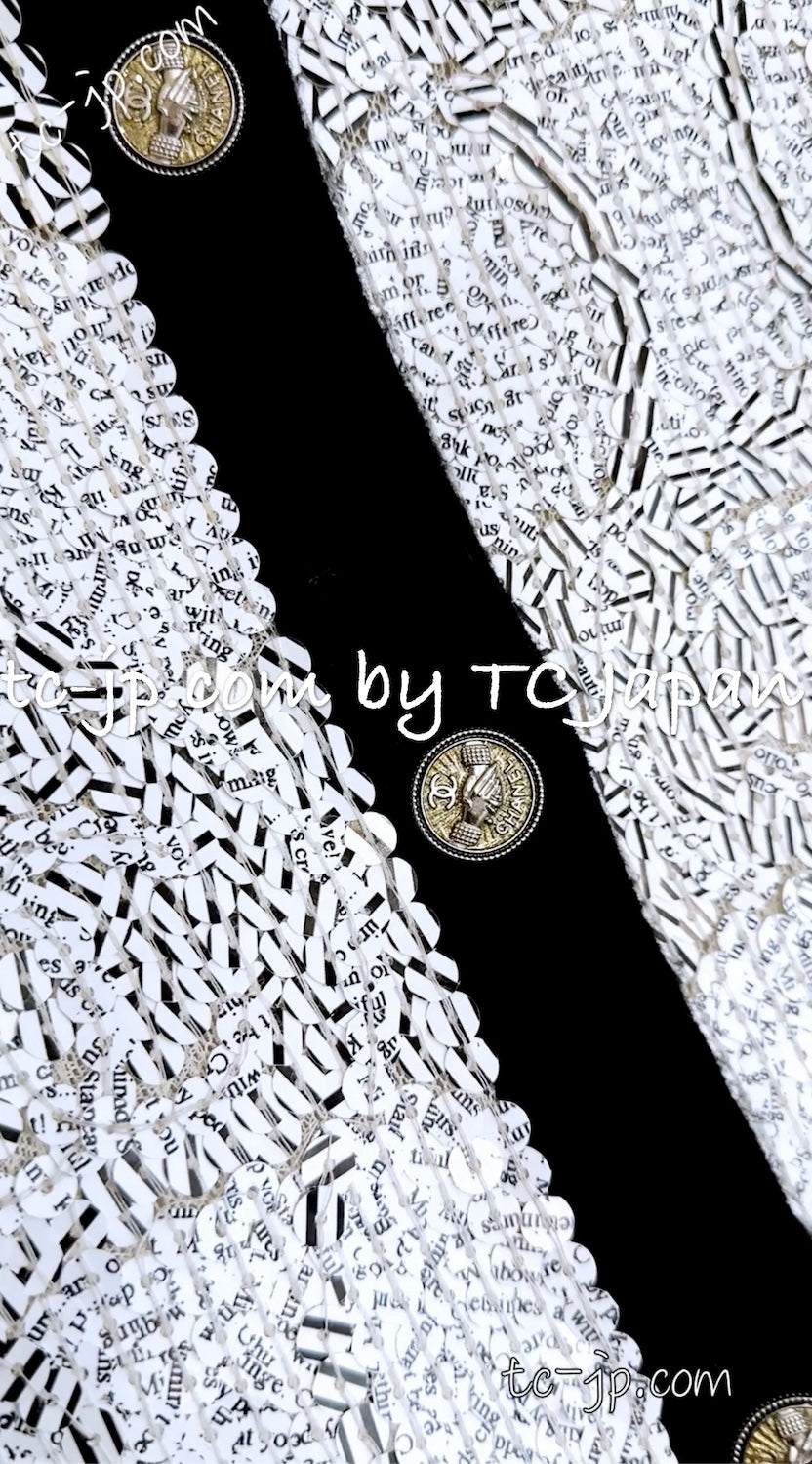 CHANEL 08S White Black CC Logo Sequins Cashmere Cardigan 38 シャネル ホワイト ブラック CC ロゴ スパンコール カシミア カーディガン 即発 - TC JAPAN