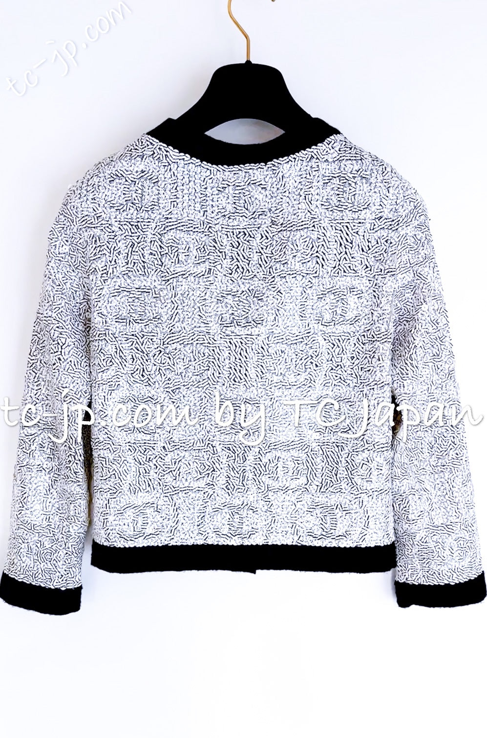 CHANEL 08S White Black CC Logo Sequins Cashmere Cardigan 38 シャネル ホワイト ブラック CC ロゴ スパンコール カシミア カーディガン 即発
