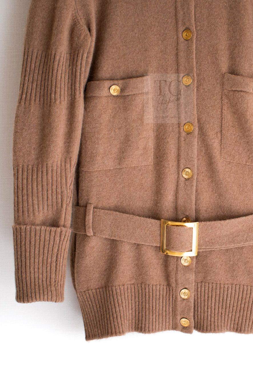 CHANEL 89A Brown Camel Hair CC Gold Button Knit Cardigan 38 40 シャネル キャメル ベージュ CC ゴールド ココボタン ニット カーディガン 即発