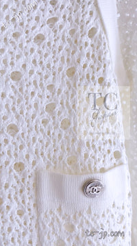 CHANEL 12S White Cotton Eye-let V-Neck Knit Cardigan 38 シャネル ホワイト コットン アイレット Vネック ニット カーディガン 即発