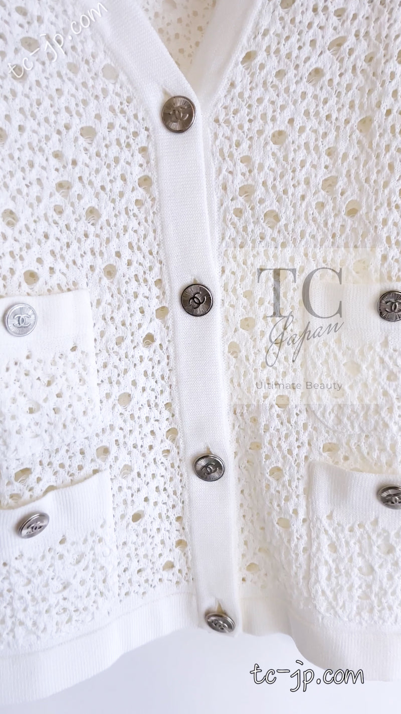 CHANEL 12S White Cotton Eye-let V-Neck Knit Cardigan 38 シャネル ホワイト コットン アイレット Vネック ニット カーディガン 即発